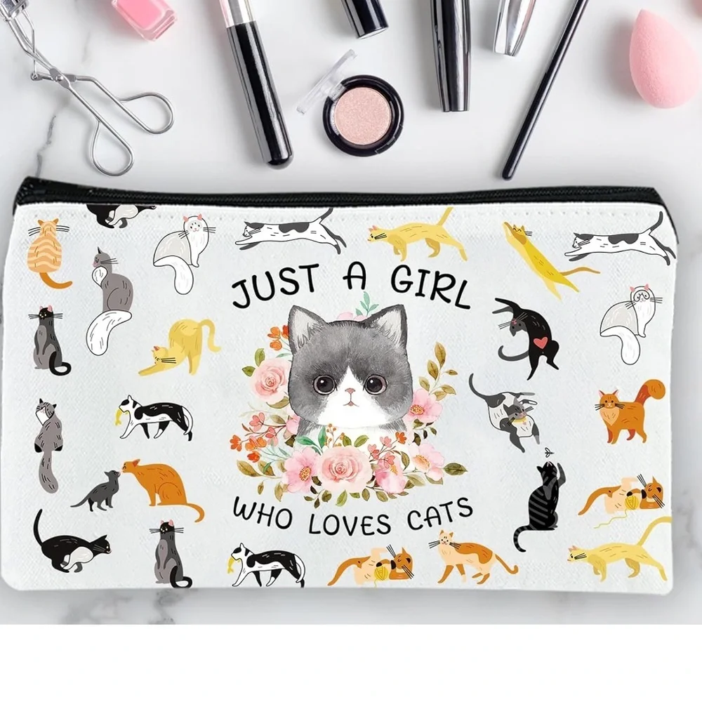 Cat Lover's Zipper Pouch